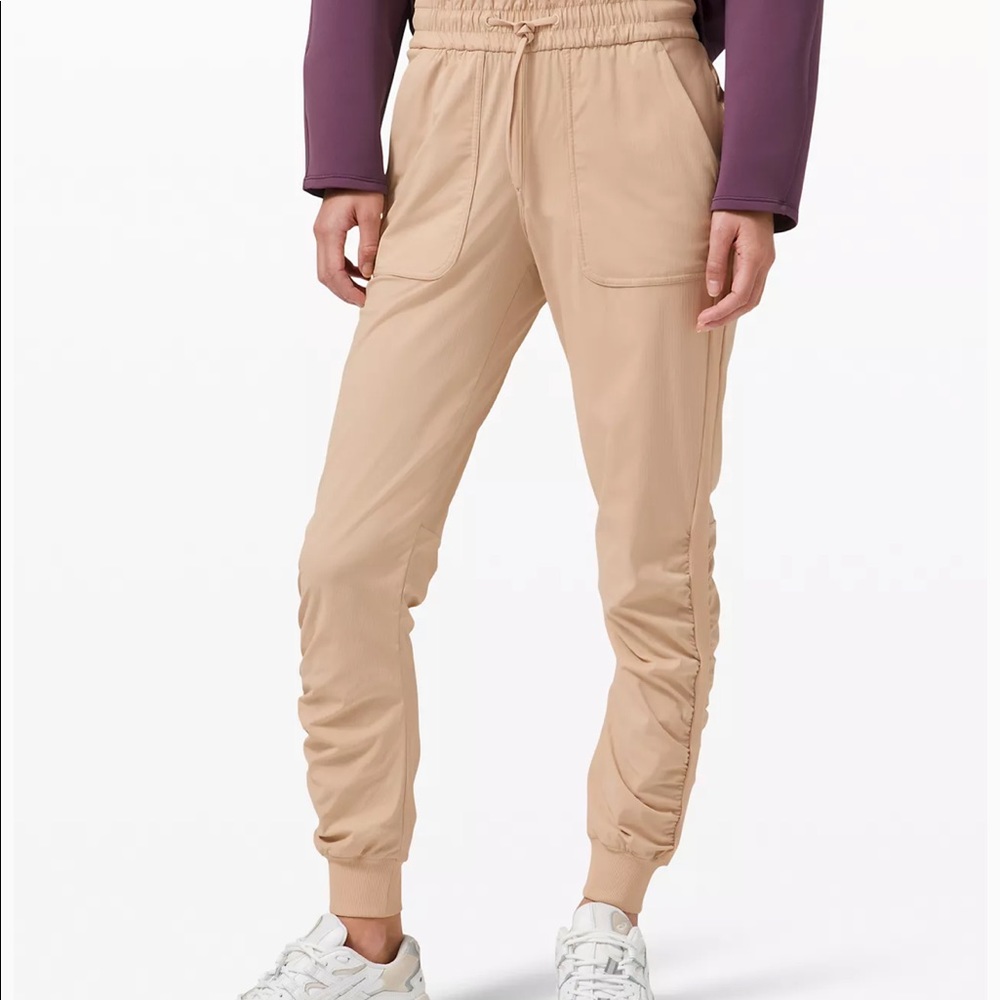 Lululemon studio joggers